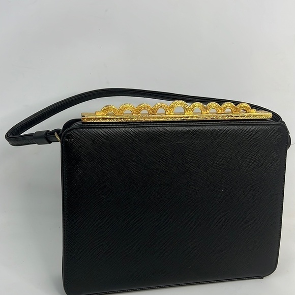 Dobbies Bags Structured Black Crosshatch Leather Snap Close Handbag - Picture 3 of 10